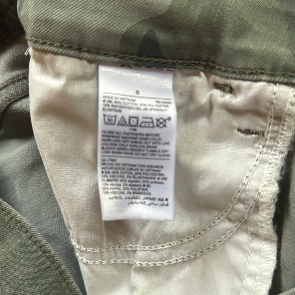 Camo pants great lightweight summer pants BN with tags Old Navy rockstar - Picture 7 of 8
